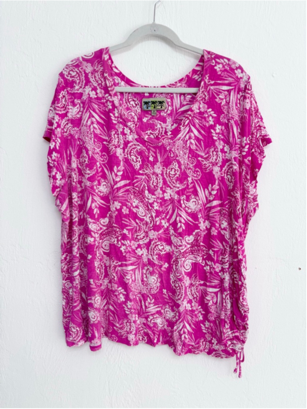 Women's Palm Grove Pink White Floral Short Sleeve Tee Plus Size 3X Rayon
